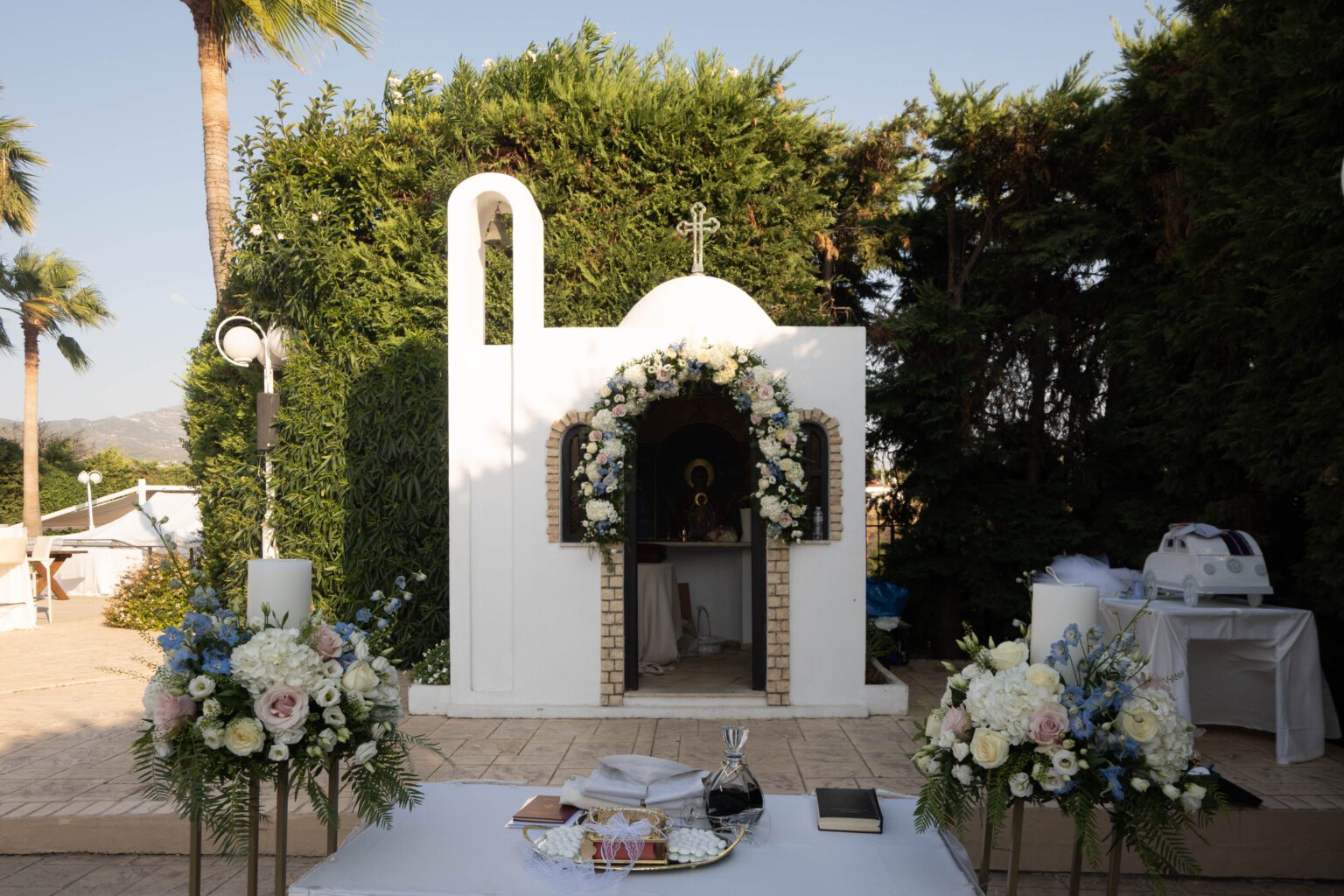 κτήμα γάμου με εκκλησάκι